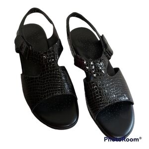 SAS Women's Suntimer Black Croc Leather Sandals Tripad Comfort Sz 11